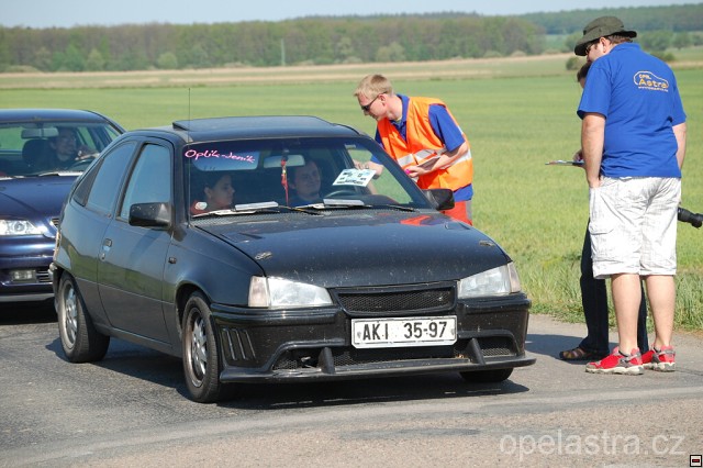 img00175.jpg