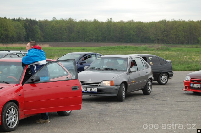 img00225.jpg